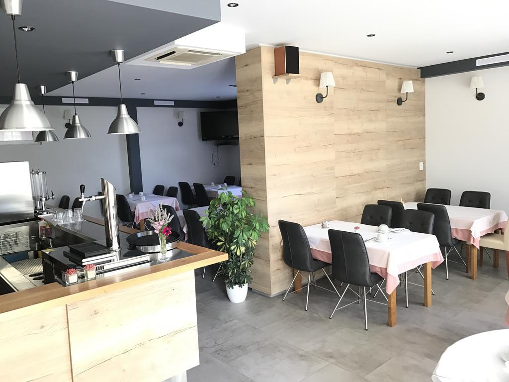 B&B Sidro ヴォディツェ エクステリア 写真